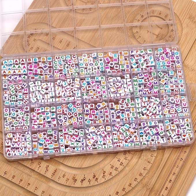 MELIUS Acrylic Square Letter Beads, 1120Pcs 6x6mm in Alphabetical Order A-Z Colorful Letter Beads with Numbers Beads for Jewelry Making, DIY Bracelets, Key Chains (6x6mm, Multicolored)