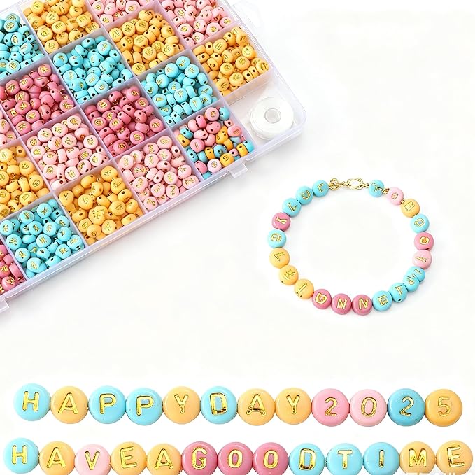 nikkiGuo 1250pcs 4x7mm White Round Acrylic Alphabet Beads A-Z Heart Beads with Numbers Crystal Line for Jewelry Bracelet, Necklace and Key Chains (Flat Round Color Plus Gold)