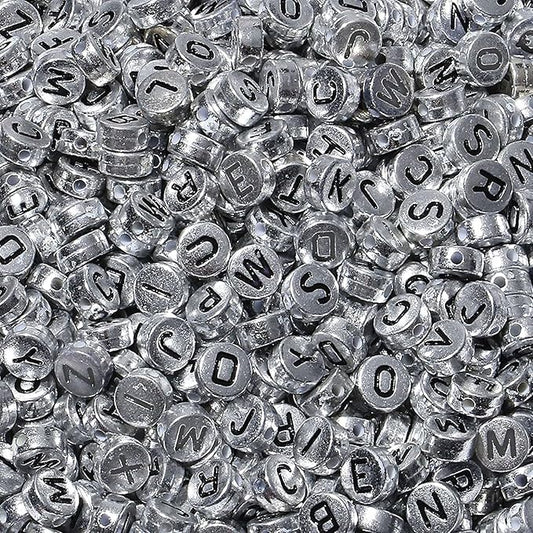 LAIDANLA 1500PCS Acrylic Letter Beads Alphabet Black Letters Silver Round Bead 7×4mm for Jewelry Bracelets Necklaces Key Chains Making