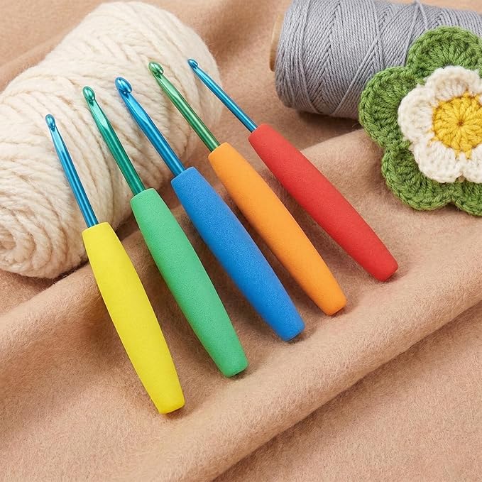 5 PCS Crochet Hook Grip Ergonomic Crochet Hook Grip Handle for Crocheting and Knitting Fits 2mm-10mm Comfortable Removable Cushions Hands Handle