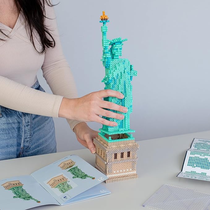 Perler 80-57235 Statue of Liberty 3D Fused Bead Craft Activity Kit, 4" W x 17.5" H, Multicolor, 8008 Pieces