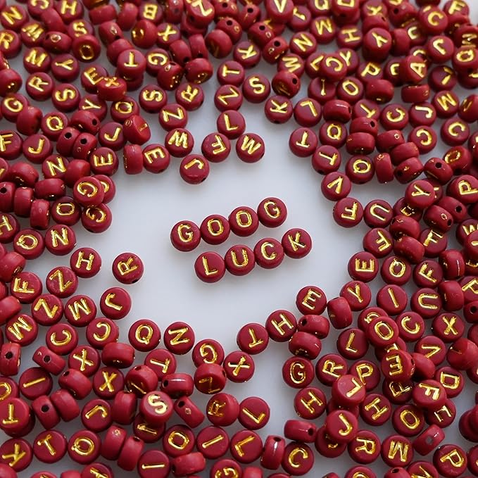 Amaney 1000pcs Red Letter Beads Gold Beads 7x4mm for Jewelry Making Bracelet Hair Braids Crafts Christmas Decorations