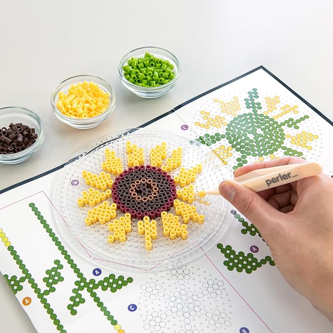 Perler 80-57239 Wildflower Bouquet 3D Fused Bead Craft Activity Kit, Multicolor, 8007 Pieces