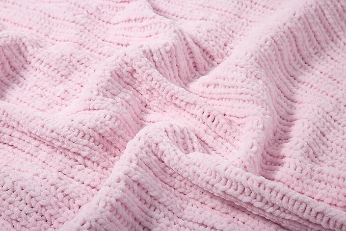 3PCS 3.5oz Chenille Yarn for Blankets Amigurumi: Soft Velvet Baby Yarn Blanket Knitting and Crocheting Bulky 5# Yarn 3 Skeins of 100g (Pink)
