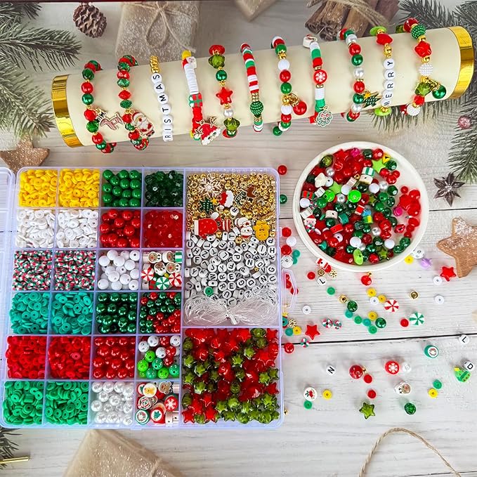 3140PCS Christmas Beads for Bracelets Jewelry Making Kit, Christmas Tree Snowflake Charms, Red Green Xmas Clay Beads Assorted Acrylic Crystal Round Pearl Star Spacer Bead for DIY Crafts Necklace