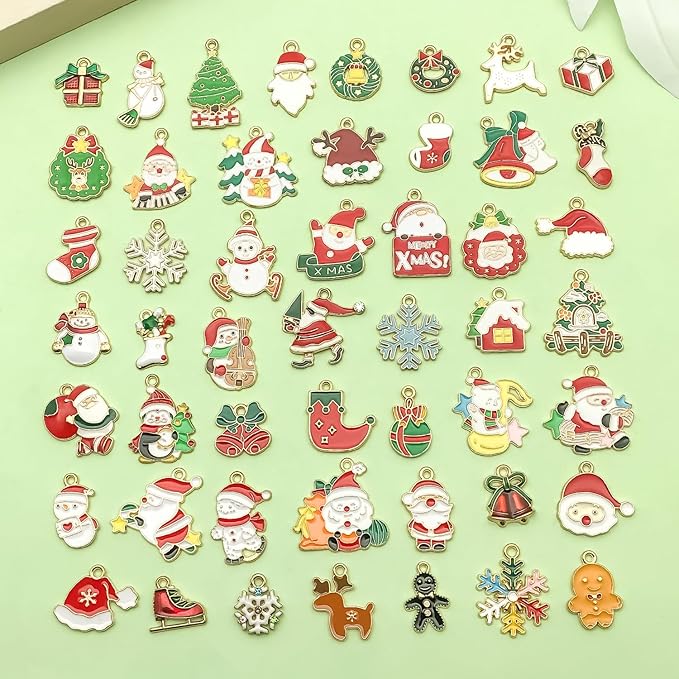 WOCRAFT 100pcs Assorted Enamel Christmas Bracelet Charms for Jewelry Making DIY Necklace Bracelet Keychain Crafting Charms Kit Crafts (SN936)