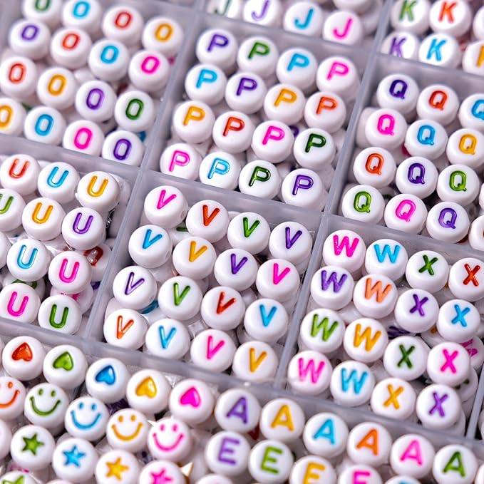 nikkiGuo 1250 PCS Letter Beads Kit with Elastic Cord – Alphabet A–Z, Numbers, Heart, Moon, Star, Smiley Beads for Friendship Bracelets & DIY Jewelry (White Beats & Colorful Letters)