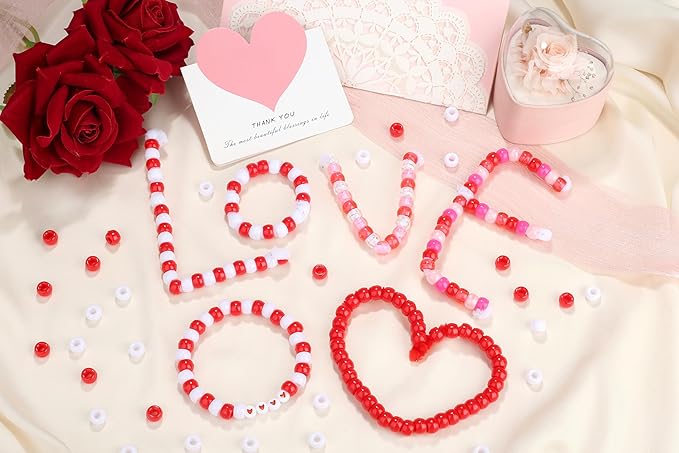 1000Pcs Valentine’s Day Beads Bulk 6MM Red and White Pony Beads for Crafts Hair DIY Projects Plastic Red and White Bead for Jewelry Making Party Gift Supplies