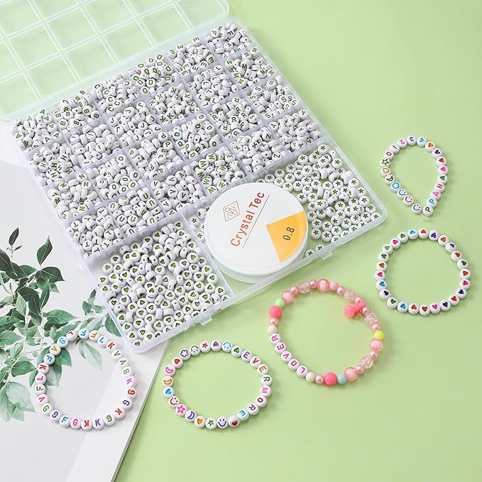 nikkiGuo 1250pcs 4x7mm White Round Acrylic Alphabet Beads A-Z Heart Beads with Numbers Crystal Line for Jewelry Bracelet, Necklace and Key Chains (Green White Color)
