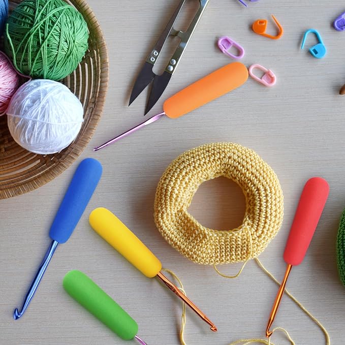 Crochet Hook Grip Ergonomic Grips Crochet Handle Multi-Size Ergonomic Crochet Hook Handle Attachment Fits 2mm-10mm Hooks-Great for Comfort and Arthritic Hands (Only EVA Handle)