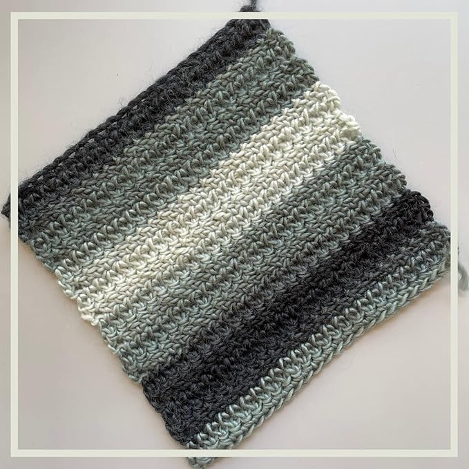 Wool Wonders Yarn for Crocheting, 4-Pack (640Yds / 400G), Free Patterns - Wool Yarn for Knitting - Aran/Heavy #4 Medium Worsted Weight - Domino Gray