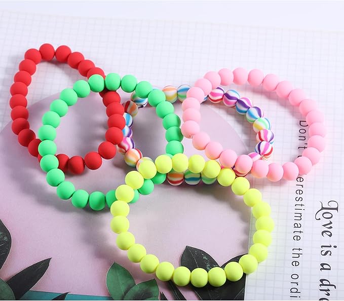 200Pcs Dark Green Clay Beads for Bracelets Making, 8mm Round Beads for DIY Necklace Earring Making Kit