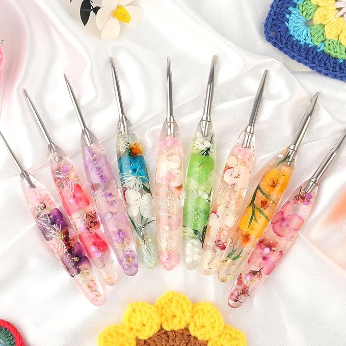 Katech 6.0mm Crochet Hook for Arthritic Hands, Hand-Polished Stainless Steel Ergonomic Crochet Hooks with Customized Sparkle Dried Floral Grip, Soft Tapered Hook-Crochet Gift for Beginner & Crocheter