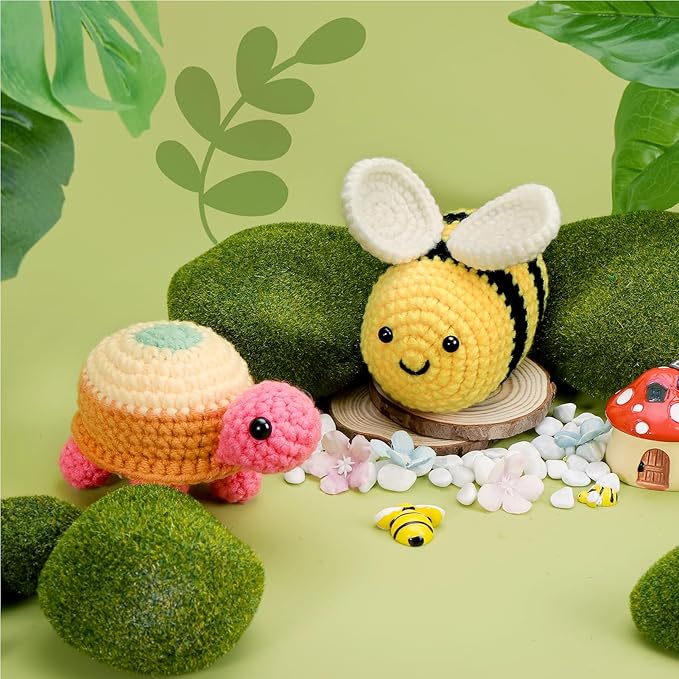 Karsspor Crochet Kit for Beginners, Crochet Starter Kit with Detailed Instructions and Video Tutorials, Complete Crochet Animal Kit, Crochet for Adults Kids, Adorable Bee