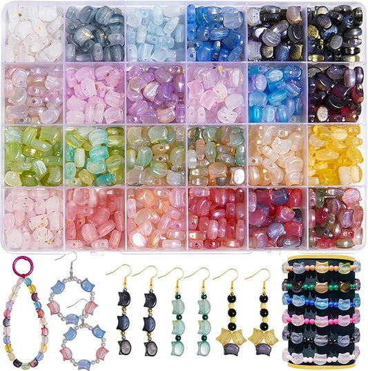 800+PCS Cat Head Beads for Bracelet Making, Acrylic Kawaii Animal Charms Jewelry Kit with Frosted Matte Finish DIY Cute Bead for Friendship Bracelets Necklaces Earrings Phone Lanyards Craft Projects