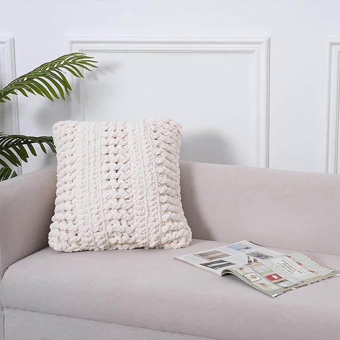 Crafted By Catherine Blanket Solid Yarn - 4 Pack (213 Yards Each Skein), Antique White, Gauge 6 Super Bulky