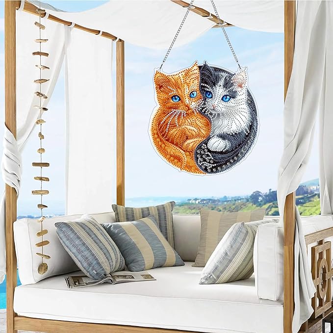 VAIIEYO Cat Diamond Art Hanging Ornament, Animal Diamond Painting Suncatchers Window Hanging Kit with Chain, 7.5x7.5 inch Crystal Pendant Art Craft for Gift Home Wall Front Door Decoration