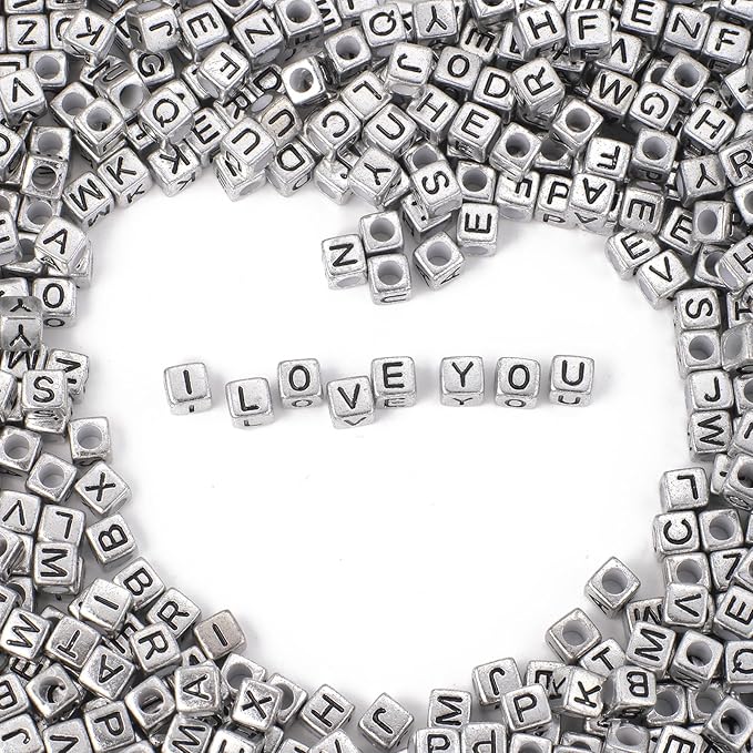 Yochus 1000pcs Round or Square Acrylic Letter Beads Number 4x7mm Alphabet A-Z Bead Friendship Bracelets Jewelry Making Kit for Teen Gifts (Silvery-Cube)