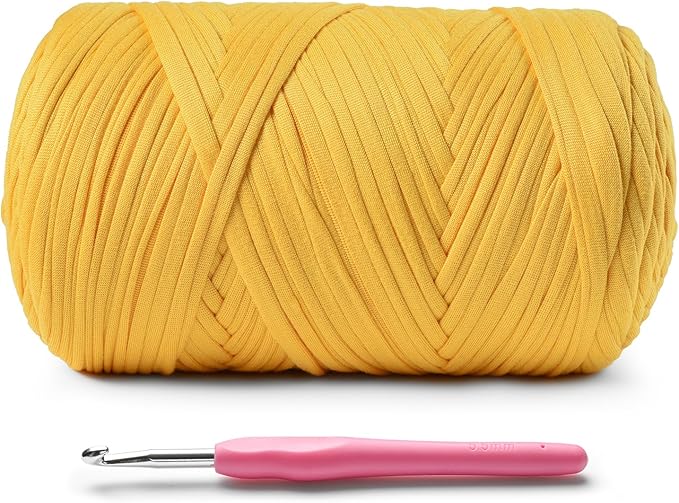 Elastic Fabric T Shirt Yarn for Crocheting，Beginner Crochet Yarns with Polyester Spandex Blend,Total 400g/114yds Soft Tshirt Yarn for Crochet Crafts/Bags/Baskets（Golden）