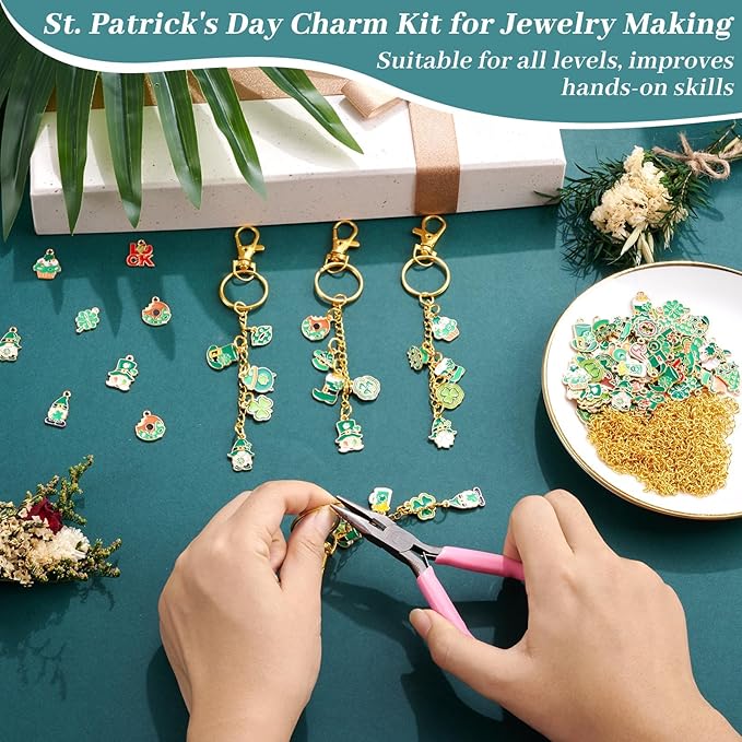 PYURTHITY 254 Pcs St Patrick's Day Charms Lip Gloss Keychain Making Kit Include St Patrick's Day Enamel Charms Keychain Clips Extender Chains Jump Ring Plier DIY Jewelry Crafts Gifts for Women Adults