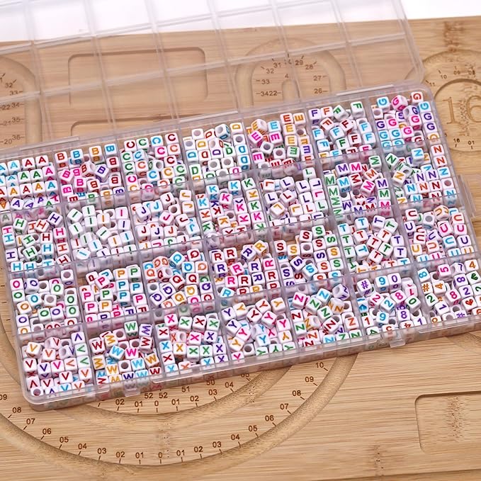 MELIUS Acrylic Square Letter Beads, 1120Pcs 6x6mm in Alphabetical Order A-Z Colorful Letter Beads with Numbers Beads for Jewelry Making, DIY Bracelets, Key Chains (6x6mm, Multicolored)