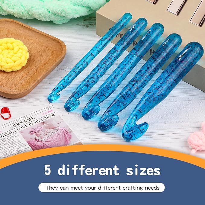 Qmnnma 5 Large Crochet Hooks, 12mm-25mm Crochet Hooks, Huge Transparent Crystal Crochet Sets for Crocheting Yarn, Chunky Yarn, DIY Crafts (Blue)