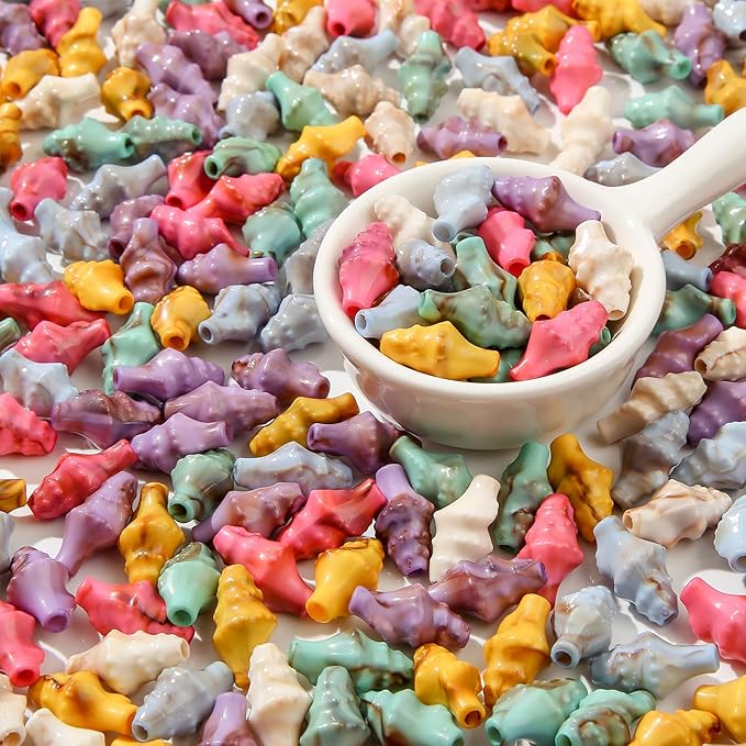 200pcs Acrylic Seashell Beads Ocean Sea Theme Conch Charms Summer Hawaii Beaded for Jewelry Making Beading Kit Bracelets DIY Supplies (Conch)