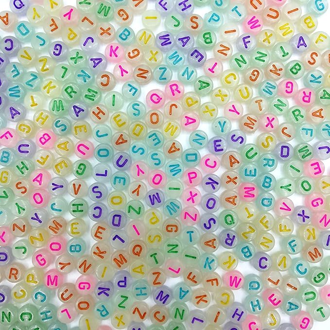 Amaney 600pcs 4x7mm Letter Beads Colorful Letter for Jewelry Making Glows in The Dark
