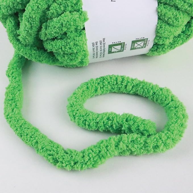 DDL&HEXI 2 Skeins Super Chenille Chunky Yarn,Blanket Making Kit,Jumbo Knitting Yarn 2x8oz 226g per Bag (Green)