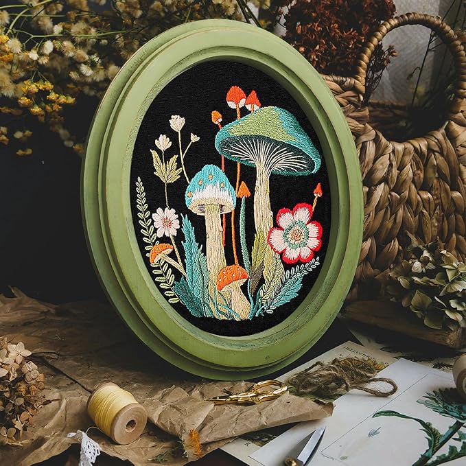 Mushroom Embroidery Kit for Beginners Adults, Stamped Hand Embroidery Kit, Embroidery Starter Kit with Floral and Mushroom Design, Cross Stitch Kits with Printed Embroidery Cloth and Embroidery Tools