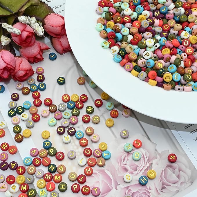 Amaney 1000pcs 4x7mm Round Letter Beads Colorful Acrylic with Gold Letter Alphabet for Jewelry Making