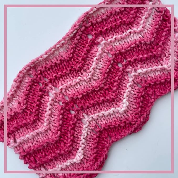 Ombré-Encore Chunky Ombre Yarn for Crocheting, 3 Balls, 507Yds/420G, Free Patterns - Multi Colored Bulky 5 Weight Yarn for Knitting - Flamingo Pink