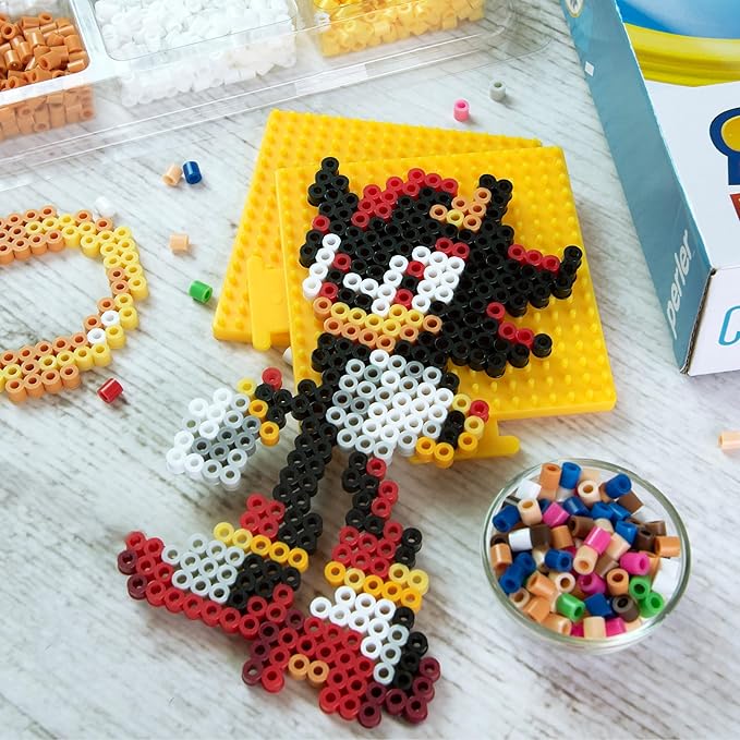 Perler 80-57249 Sonic The Hedgehog Deluxe Fused Bead Craft Activity Kit with 14 Projects, Multicolor, 4504 Pieces
