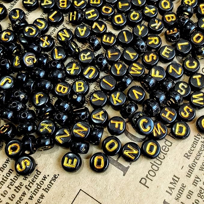 Amaney 1000pcs Gold Letter Beads 7×4mm Black Round Acrylic with Alphabet for Jewelry Making Bracelets Necklaces Key Chains