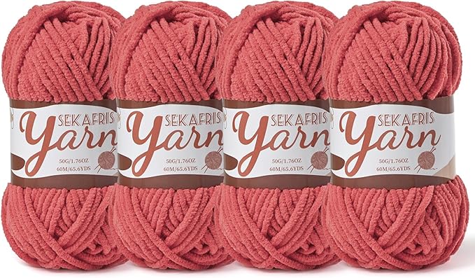 4 Pack Fluffy Velvet Yarn for Crocheting，Baby Blanket Yarn for Crocheting Soft，200g(262.4yds) Amigurumi Yarns，Plush Chenille Crochet Yarns，Puzzle Yarn for Crochet Weaving Craft(4 Watermelon Red)