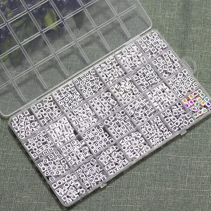 MELIUS Acrylic Square Letter Beads, 1120Pcs 6x6mm in Alphabetical Order A-Z with Numbers Colorful Hearts Cube Beads for Jewelry Making, DIY Necklaces, Key Chains, Bracelets