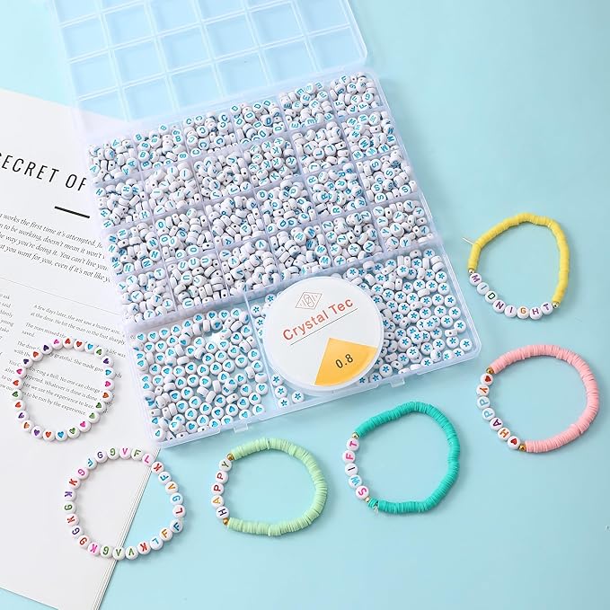 nikkiGuo 1250pcs 4x7mm White Round Acrylic Alphabet Beads A-Z Heart Beads with Numbers Crystal Line for Jewelry Bracelet, Necklace and Key Chains (Orchid White Color)