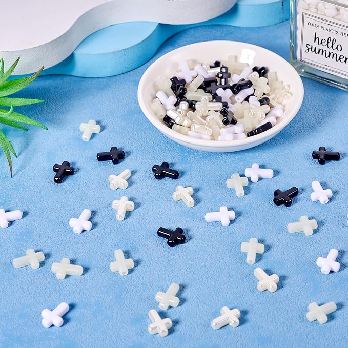 FASHEWELRY 100Pcs Black White Acrylic Cross Beads - Cute Mini Crucifix Loose Rosary Spacer for Easter, DIY Bracelet, Necklace, Jewelry Making, Earring