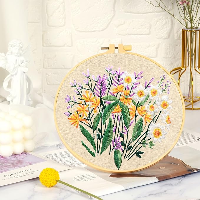 MAMUNU Embroidery Kit for Beginners Adults, Cross Stitch Kits, Stamped Cross Stitch Kits, Floral Flower Embroidery Kit with Printed Embroidery Cloth, Embroidery Hoop, Color Threads and Tools