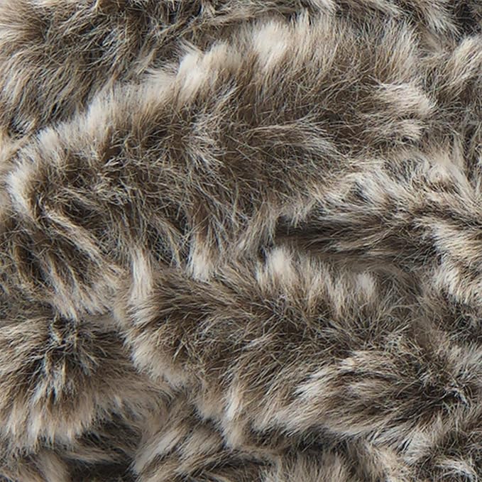 Lion Brand Yarn (1 Skein) Go for Faux Thick & Quick Bulky Yarn, Chow