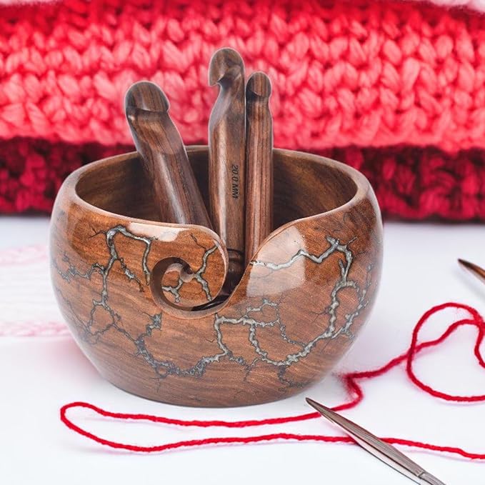3 PCS Large Crochet Hook Set, Ergonomic Crochet Hooks with Soft Grip Handles, Huge Crochet Needles for Crocheting Thick Blanket and Extra Bulky Yarn Projects (15,20,25MM)