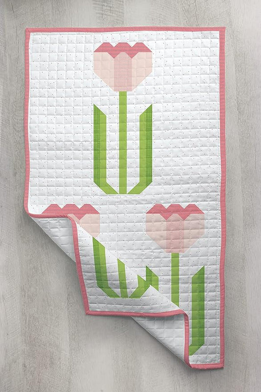 Riley Blake Quilt Project of The Month Kit: Easy DIY Designs for Every Season, for Quilting, Apparel, Crafting, and Home Decor (Door Banner - May)