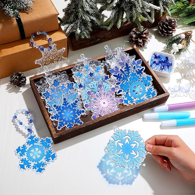 Sonwyoung 30 Sets Winter Snowflake Suncatchers Ornament Craft Kits, DIY Glow in The Dark Christmas Suncatcher Kits Art Stained Glass Window Paint Art for Party Activities Craft Party Favors