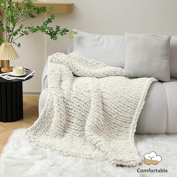 Chunky Yarn for Hand Knitting - #10 Chunky Chenille Yarn, Jumbo Big Thick Chunky Yarns for Crocheting, Super Bulky Chunky Knit Blanket Yarns, 8 Skein (25 yds 8 oz Each Skein), Beige White