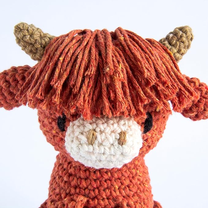 Hoooked Amigurumi Crochet Kit - Aidan the Highland Cow