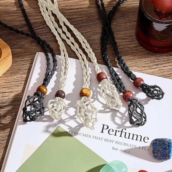 Hicarer 6 Pieces D20 Necklace Cord Empty Stone Holder Empty Necklace Holder Quartz Crystal Stone Cord, 3 Sizes Adjustable Cage Fish Netted for DIY Jewelry Making(Black,Beige)