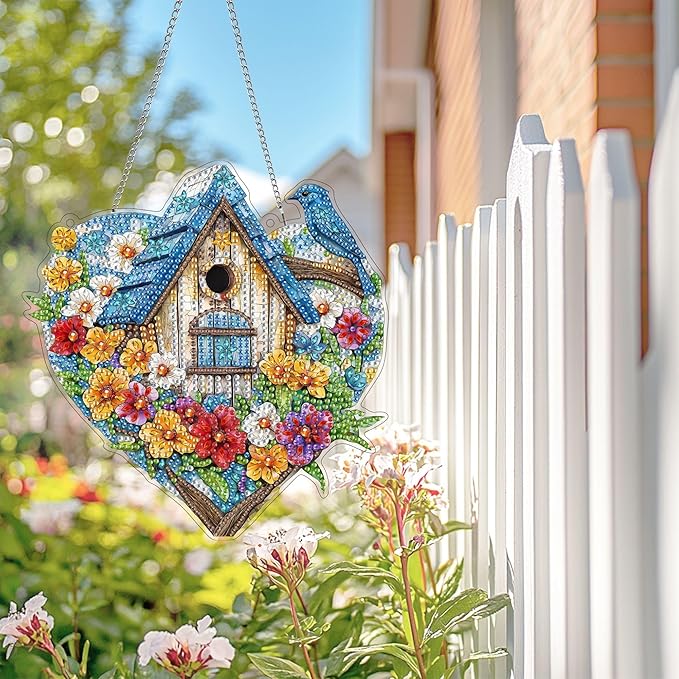 Wergund 5D DIY Birdhouse Diamond Art Hanging Kits, Hanging Diamond Art Bird, Acrylic Special Shaped Rhinestone, Window Hanging Pendants for Home Wall Garden Front Door Outdoor Decor Gift(Birdhouse)