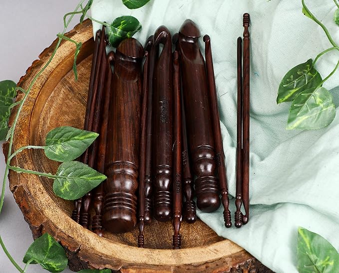 Brainmart Wooden Crochet Hooks, Set of 15 Premium Rosewood Knitting Hooks, 3.5mm(E) to 25mm(P) with Holder Ergonomic Knitting Needles, Perfect for Knitters & Crocheting