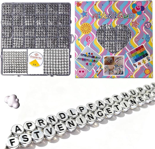 nikkiGuo 1250 PCS Letter Beads Kit with Elastic Cord – Alphabet A–Z, Numbers, Heart, Moon, Star, Smiley Beads for Friendship Bracelets & DIY Jewelry (Sliver Beads & Black Letters)
