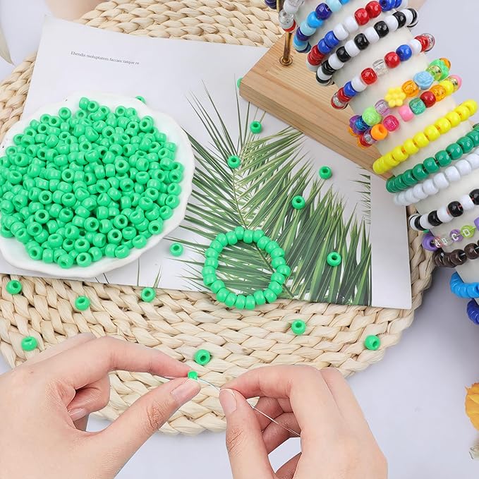 Green Pony Beads - Bulk 6x9mm Large Hole Plastic Beads for Jewelry Making - 1000 Pcs for Friendship Bracelets, Necklace, Festival Decoration & Hair Braiding